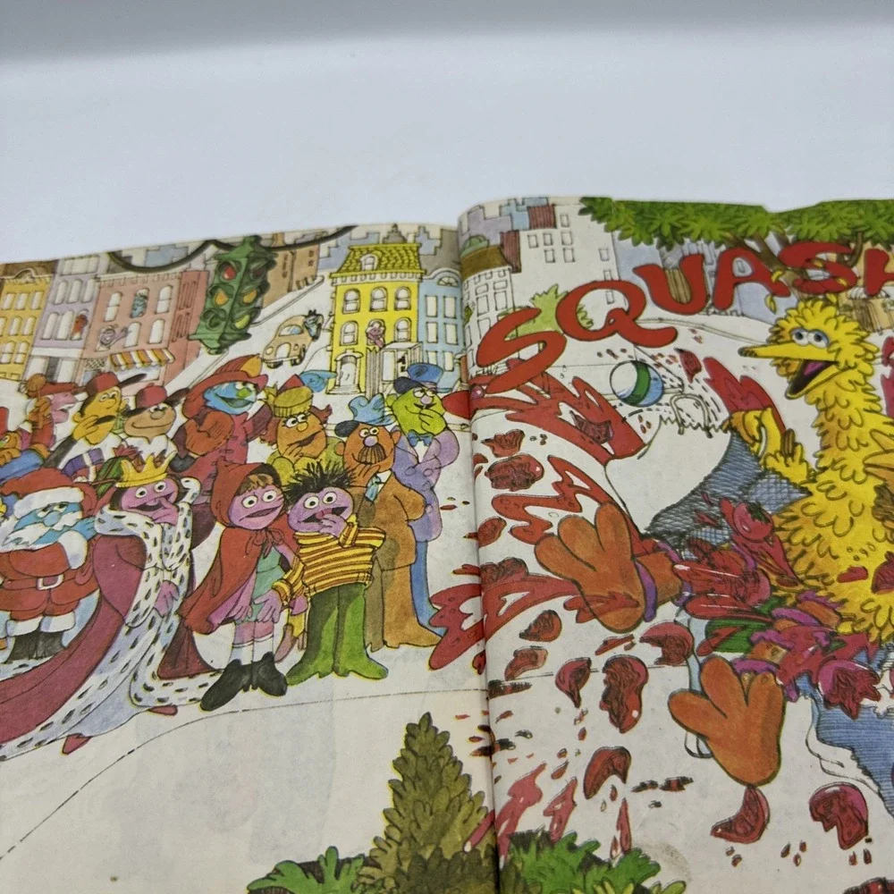 Sesame Street Big Birds Red‎ Book. 1977. Featuring Jim Hensons Muppets. Hardback